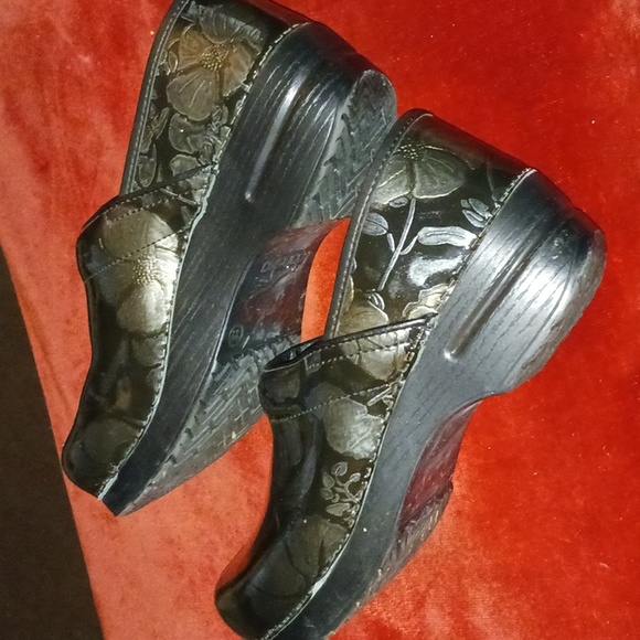 Dansko Women's Professional Clog-Slip On Shoes - Picture 4 of 5